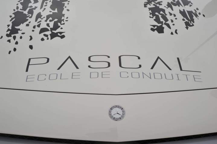 Auto pour conduite Tours