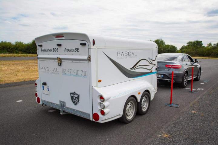 Remorque Tours