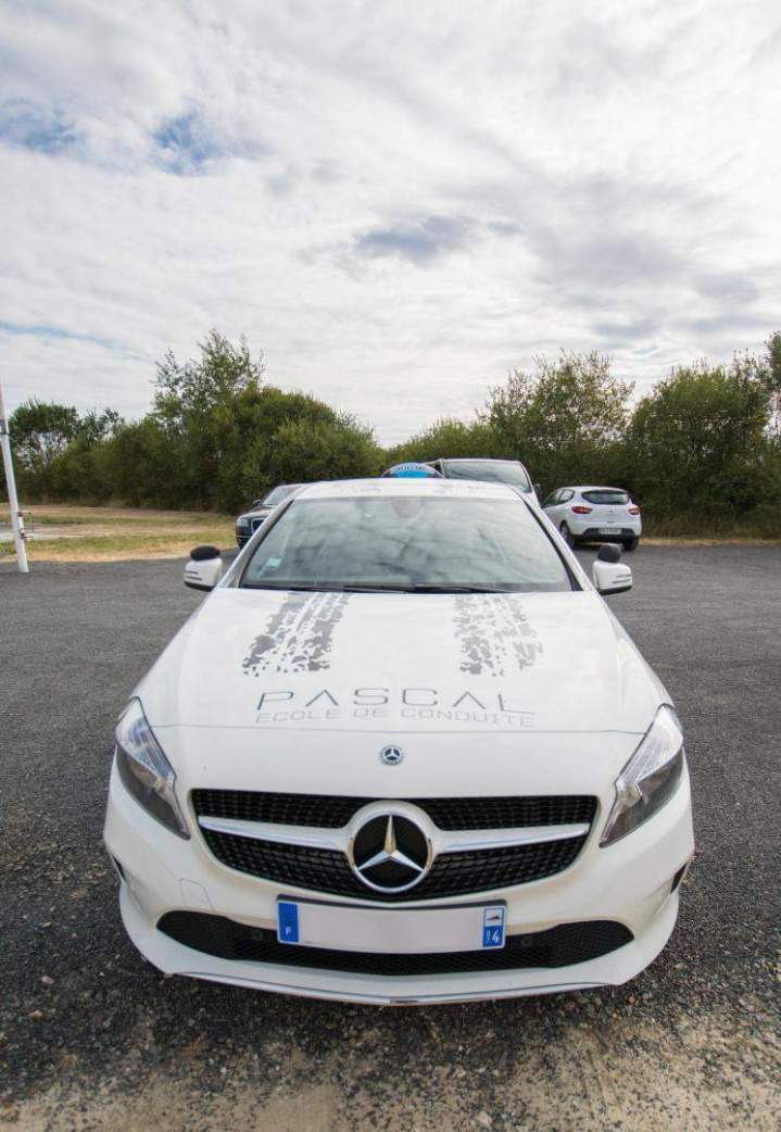Location Mercedes Tours